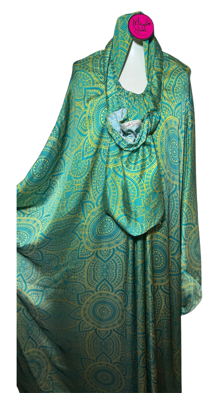Emerald Mandala Satin Islamic Prayer Wear